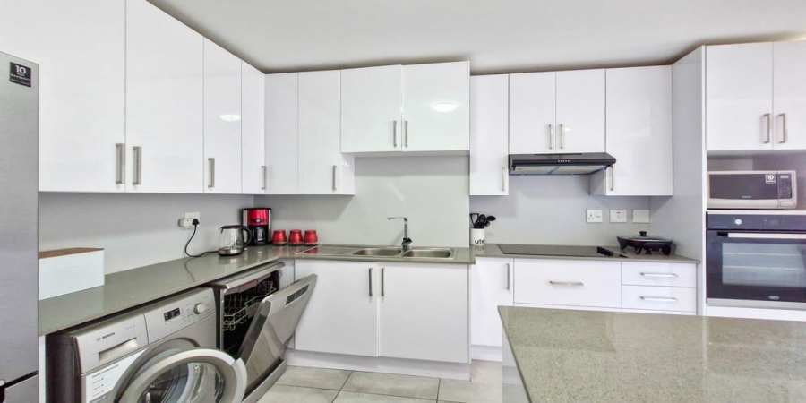 3 Bedroom Property for Sale in Santos Bay Western Cape